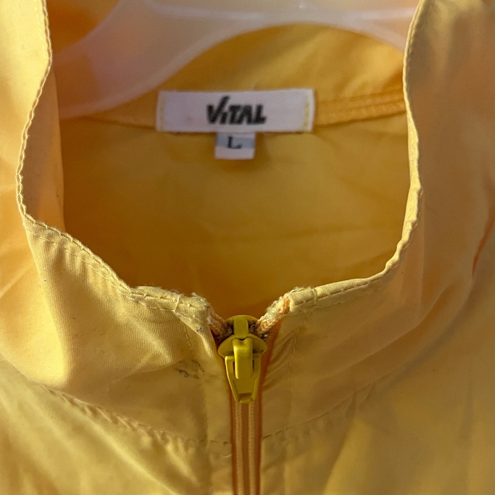 Yellow mock turtleneck Zip-Up Vest with side stripes and two pockets - Picture 2 of 8